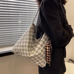New all-match women's casual checkerboard canvas large-capacity shoulder bag (Color: grey)