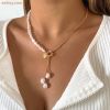 Wholesale irregular pearl pendant necklace